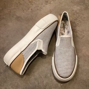Tommy Bahama Canvas Platform‎ Striped Slip On Sneakers Loafers Size 7.5 NEW